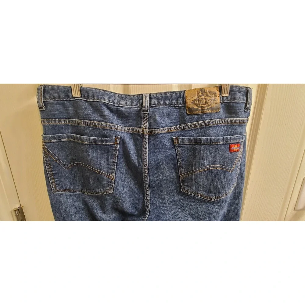 Dickies Men's Relaxed Fit Jeans, 34X34, Relaxed Fit Denim, Quality Classic Jeans